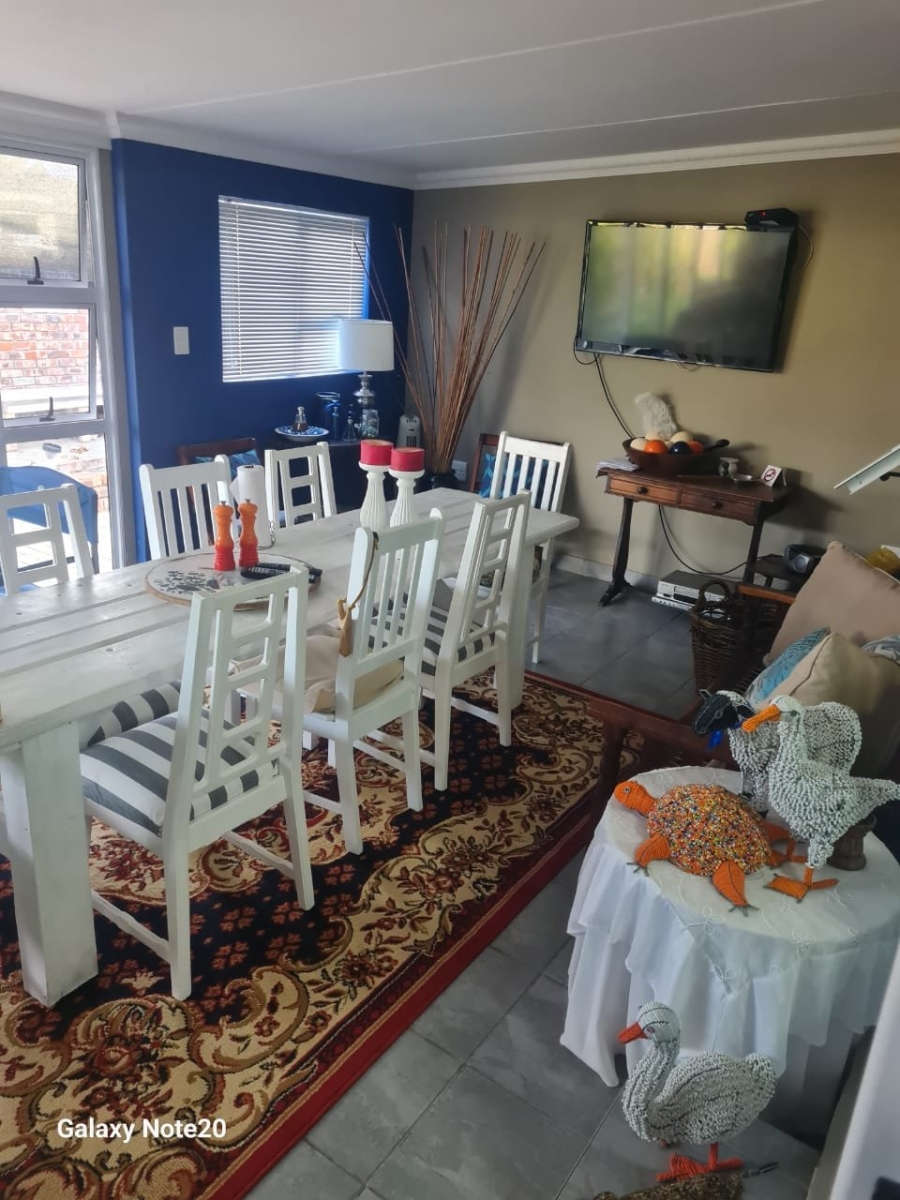 3 Bedroom Property for Sale in Oudtshoorn Central Western Cape